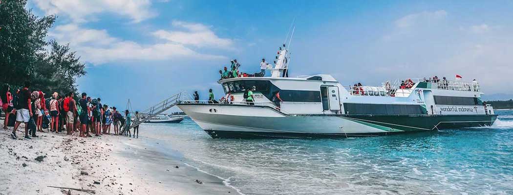fast-boat-gili-beach