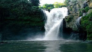 tegenungan-waterfall